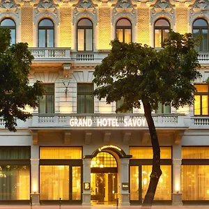 Est Grand Savoy Szálloda