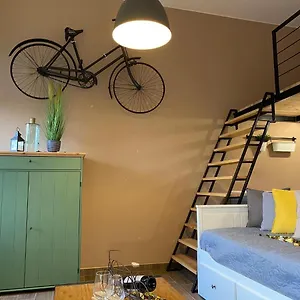 Apartment Pedal